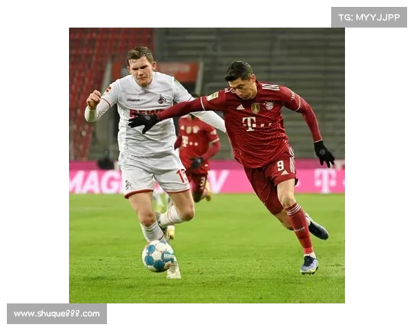 德甲精彩回放：重温经典对决，感受足球激情与战术智慧的完美结合